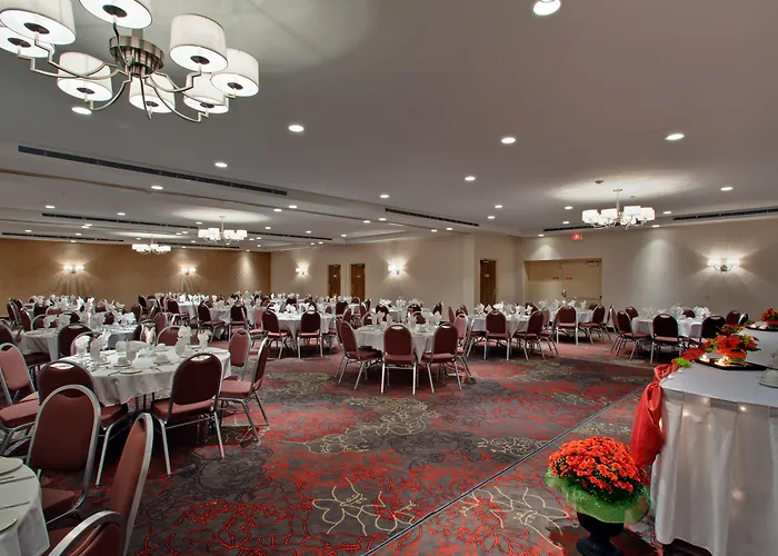 Allure Hotel & Conference Center